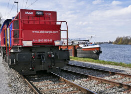 009 - Hochzeit Schiene mit Wasser